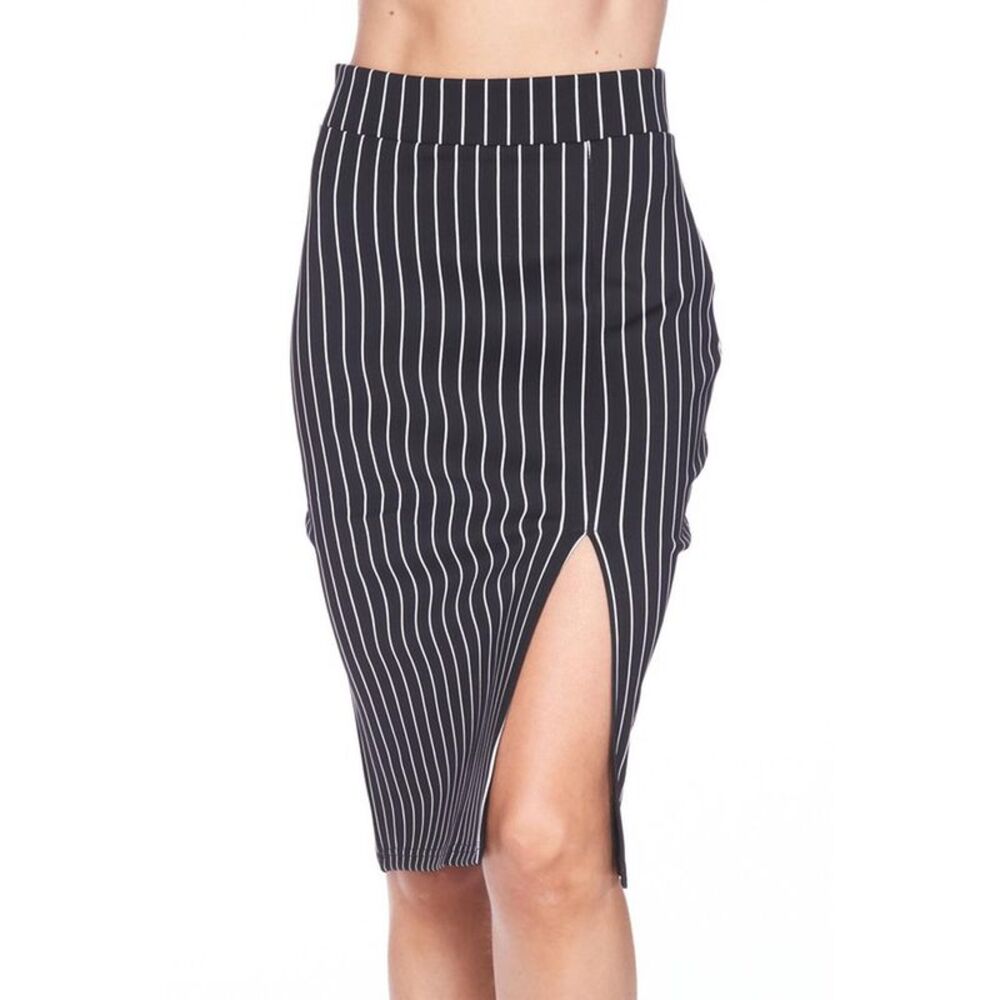World of Leggings Silky Soft Scuba Black and White Pinstripe Plus Size Pencil